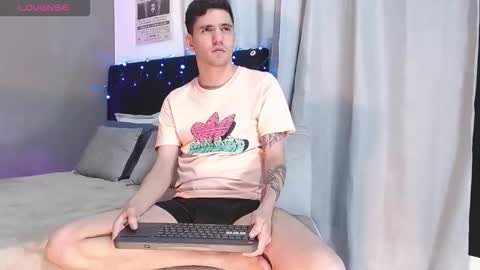 ---Matteo--- online show from 11.17.25