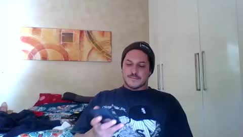 matteushh87 online show from 11.17.25