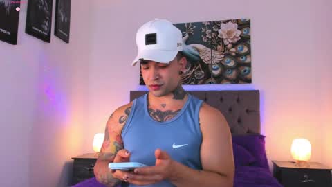 Matthew INDEPENDENT MODEL online show from 05.05.26