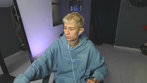 mattias     online show from 02.25.25