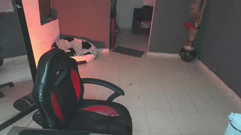 mattias     online show from 03.10.25