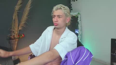 mattias     online show from 10.13.25