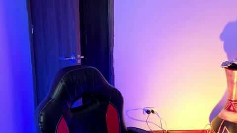 mattias     online show from 04.15.26