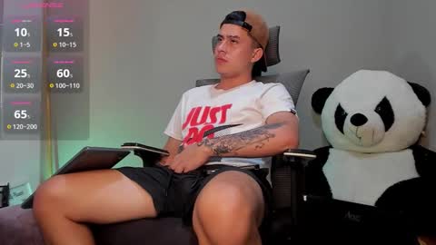 mattiwsmorris_ online show from 10.25.25