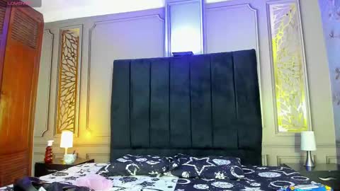 Snapshot of mature_bigass__ chatting on 02.22.25 Maria online show from 02.22.25