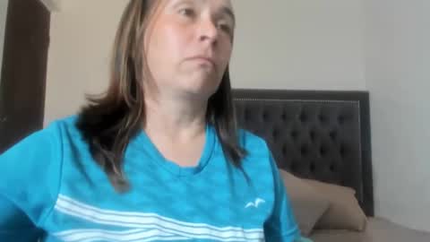 Snapshot of maturee_patyxxx chatting on 03.11.25 Paty online show from 03.11.25