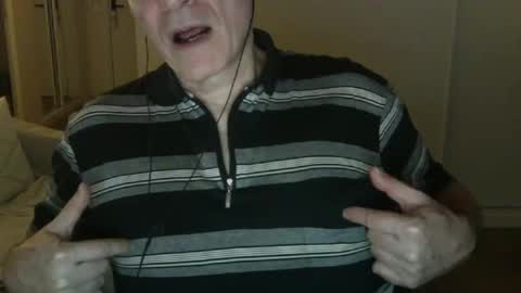 Snapshot of maturehotman chatting on 02.22.25 maturehotman online show from 02.22.25