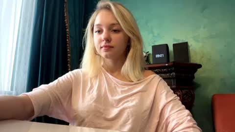 Eva  1st day online show from 06.22.26