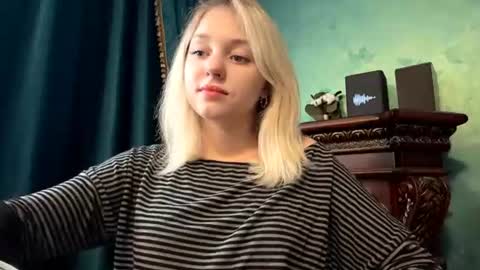 Eva  1st day online show from 07.09.26