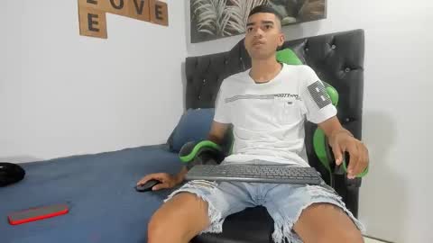 MAURICIO online show from 03.03.26