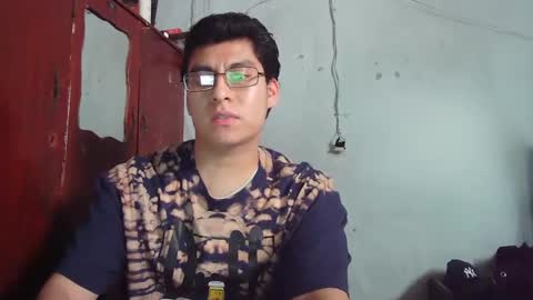 Snapshot of maurodirty chatting on 12.20.24 Mauro online show from 12.20.24