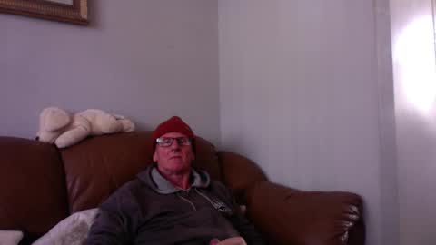 Snapshot of mav3633 chatting on 10.27.25 mav3633 online show from 10.27.25