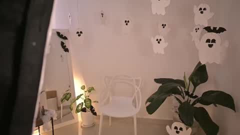 Snapshot of mavii__ chatting on 10.30.25 Maria Victoria Schedule 2pm until 9pm GMT-5 online show from 10.30.25