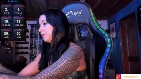 Hilary online show from 11.26.25