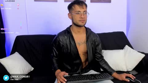 Max Conor online show from 12.19.25