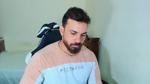 max_love25 online show from 10.16.25