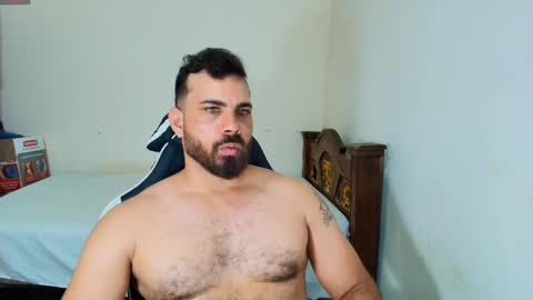 max_love25 online show from 11.01.25