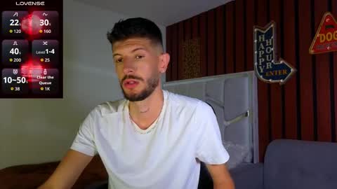 Snapshot of max_tayloor chatting on 11.07.25 Max Taylor online show from 11.07.25