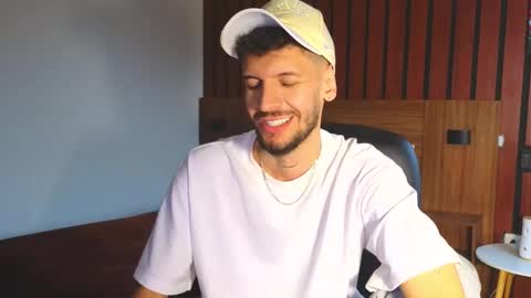 Snapshot of max_tayloor chatting on 01.15.26 Max Taylor online show from 01.15.26