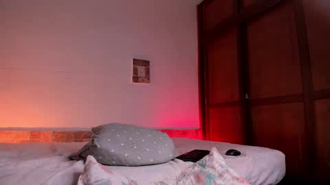 max_valiant1 online show from 11.12.25