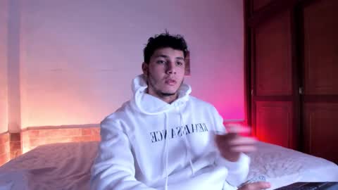 max_valiant1 online show from 11.14.25