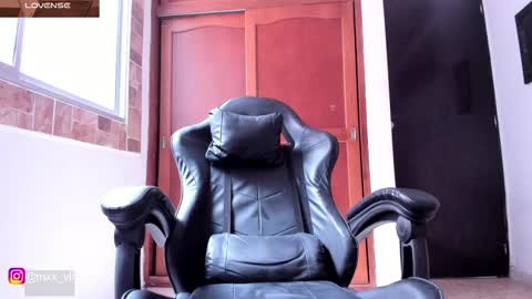 max_valiant1 online show from 11.29.25