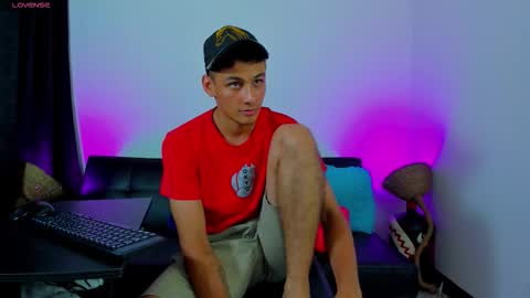 MAX     online show from 01.09.26