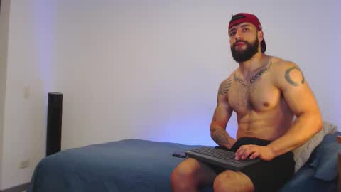 max_xl_ online show from 12.15.25