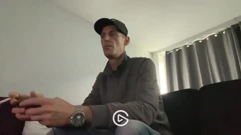 Snapshot of maxbose666 chatting on 11.10.25 Max online show from 11.10.25