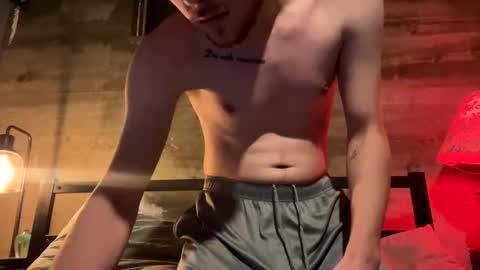 Max Wilder online show from 10.07.25