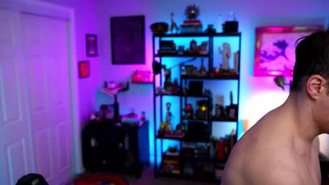 Snapshot of maxhughes chatting on 02.22.26 Max Hughes online show from 02.22.26
