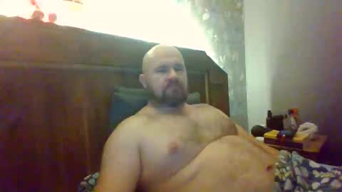 Snapshot of maxhunter chatting on 09.11.25 maxhunter online show from 09.11.25