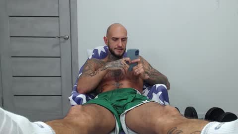 Maximus Fox online show from 10.11.25