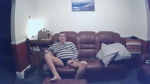 MAX online show from 02.19.25