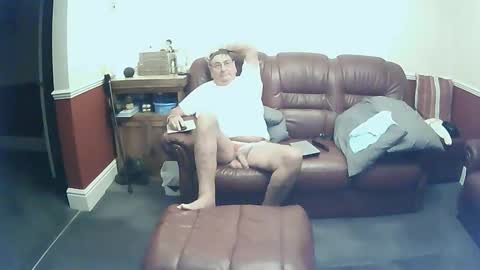 MAX online show from 10.13.25