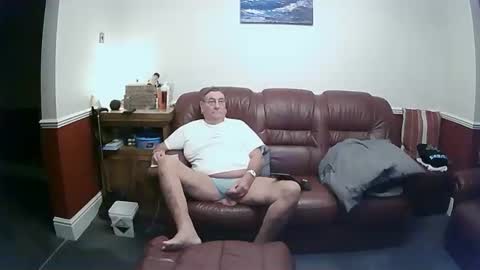 MAX online show from 10.22.25