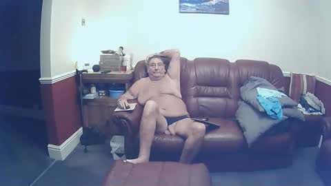 MAX online show from 11.01.25