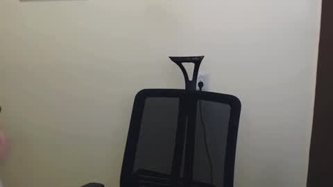 Snapshot of maxi_sweetheart chatting on 12.06.24 Joanna online show from 12.06.24