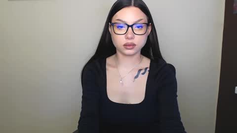 Snapshot of maxi_sweetheart chatting on 03.05.25 Joanna online show from 03.05.25