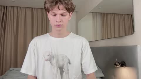 maxim burn online show from 03.11.25