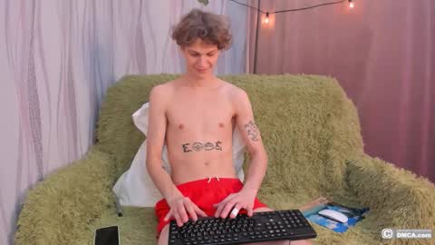 maxim burn online show from 10.20.25