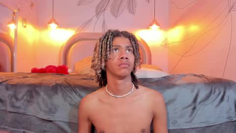 maxim online show from 02.12.25