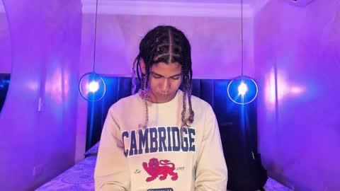 maxim online show from 11.26.25