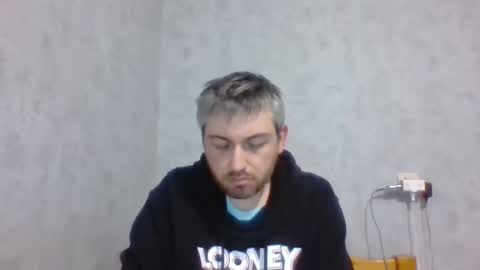 Snapshot of maximefrxx chatting on 01.22.25 Maxime online show from 01.22.25