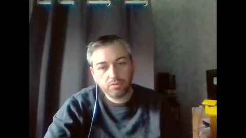 Snapshot of maximefrxx chatting on 11.29.25 Maxime online show from 11.29.25