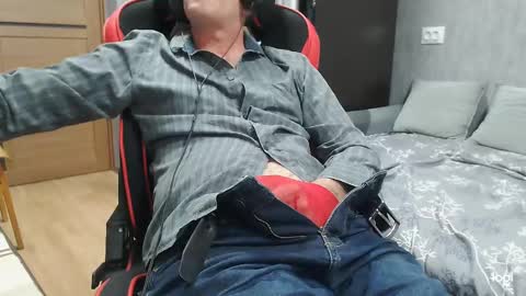 maximus3334 online show from 03.12.25