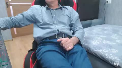 maximus3334 online show from 04.29.26