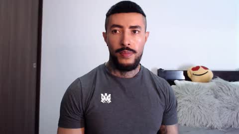 Independent Model online show from 03.10.25