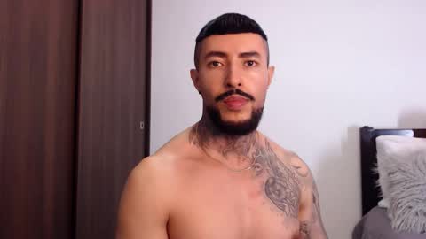 Independent Model online show from 03.12.25