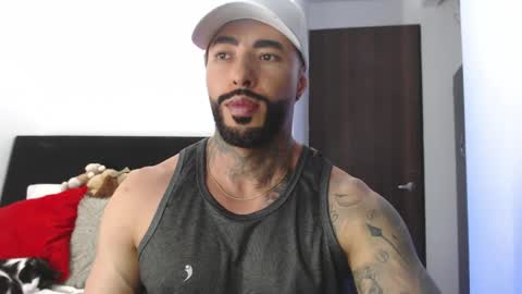 Independent Model online show from 05.26.26